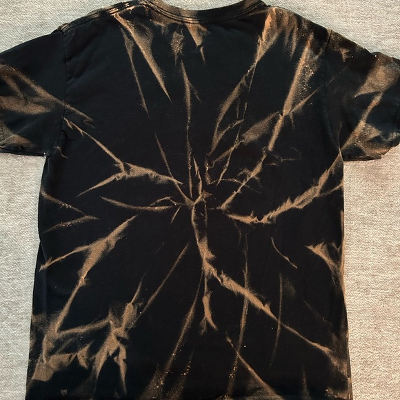 Levi, Aaliyah, and TLC shirts, lot of 3! - Picture 7 of 13